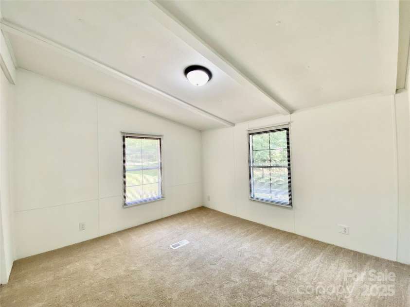325 Scaley Bark Drive, Salisbury, NC 28147.  MLS# CAR4272712, YatesRealty ID 20628. 
