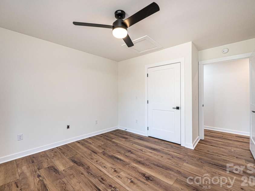 1721 Songbird Court, Lenoir, NC 28645.  MLS# CAR4287152, YatesRealty ID 2063. 