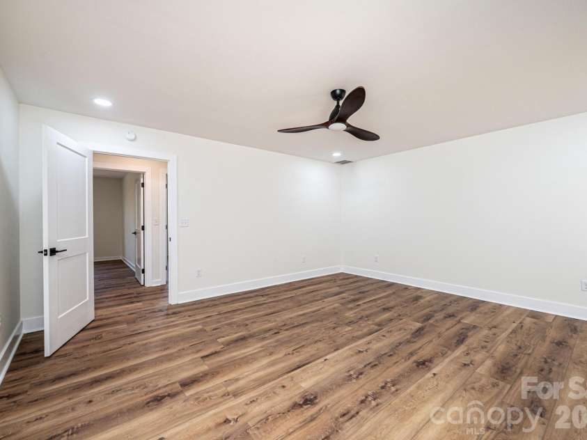 1721 Songbird Court, Lenoir, NC 28645.  MLS# CAR4287152, YatesRealty ID 2063. 