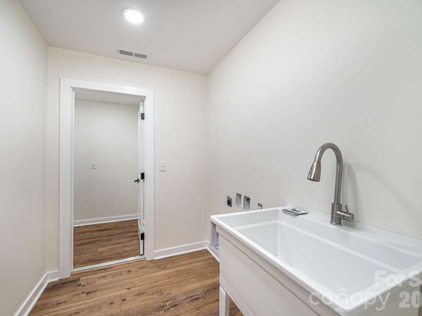 1721 Songbird Court, Lenoir, NC 28645.  MLS# CAR4287152, YatesRealty ID 2063. 