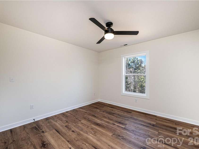 1721 Songbird Court, Lenoir, NC 28645.  MLS# CAR4287152, YatesRealty ID 2063. 