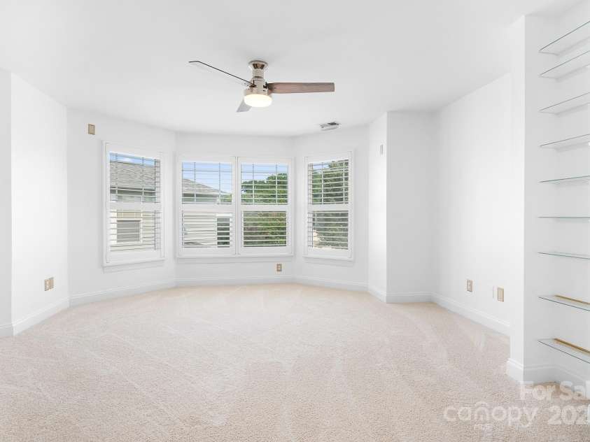 14923 Almondell Drive, Huntersville, NC 28078.  MLS# CAR4264499, YatesRealty ID 20630. Bonus Room with lots of windows giving it lots of light.