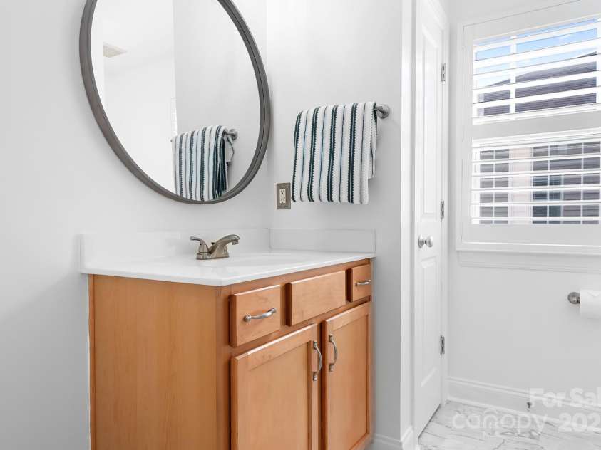 14923 Almondell Drive, Huntersville, NC 28078.  MLS# CAR4264499, YatesRealty ID 20630. Hall bath upstairs