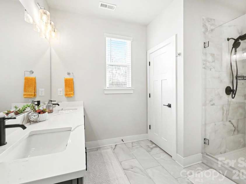 2032 Bryant Park Drive, Charlotte, NC 28208.  MLS# CAR4371419, YatesRealty ID 20630. 
