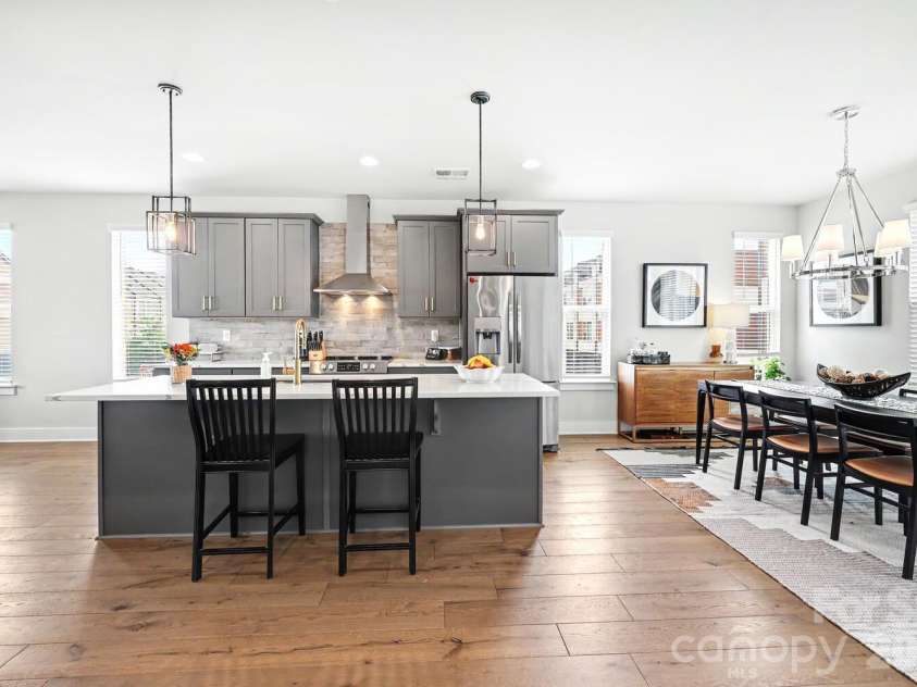 2032 Bryant Park Drive, Charlotte, NC 28208.  MLS# CAR4371419, YatesRealty ID 20630. 
