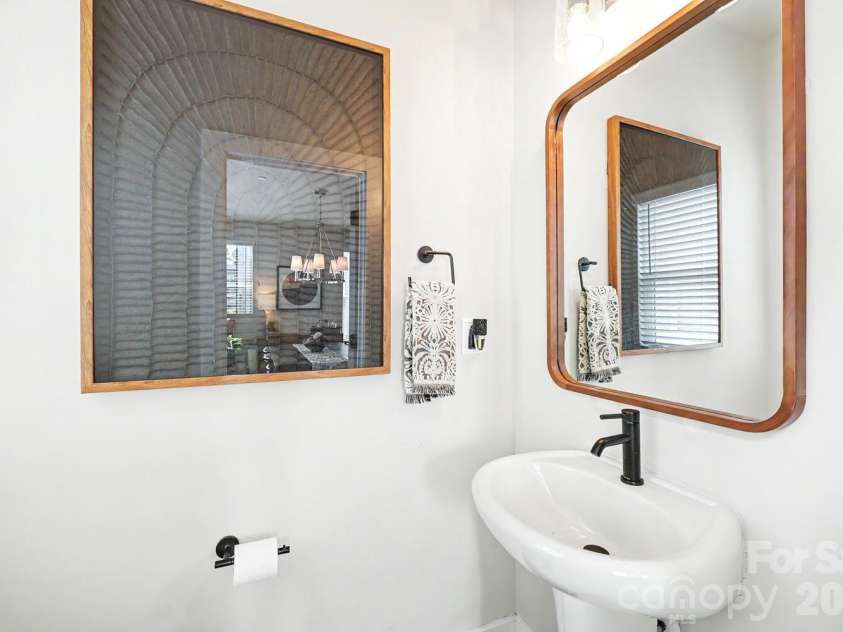 2032 Bryant Park Drive, Charlotte, NC 28208.  MLS# CAR4371419, YatesRealty ID 20630. 