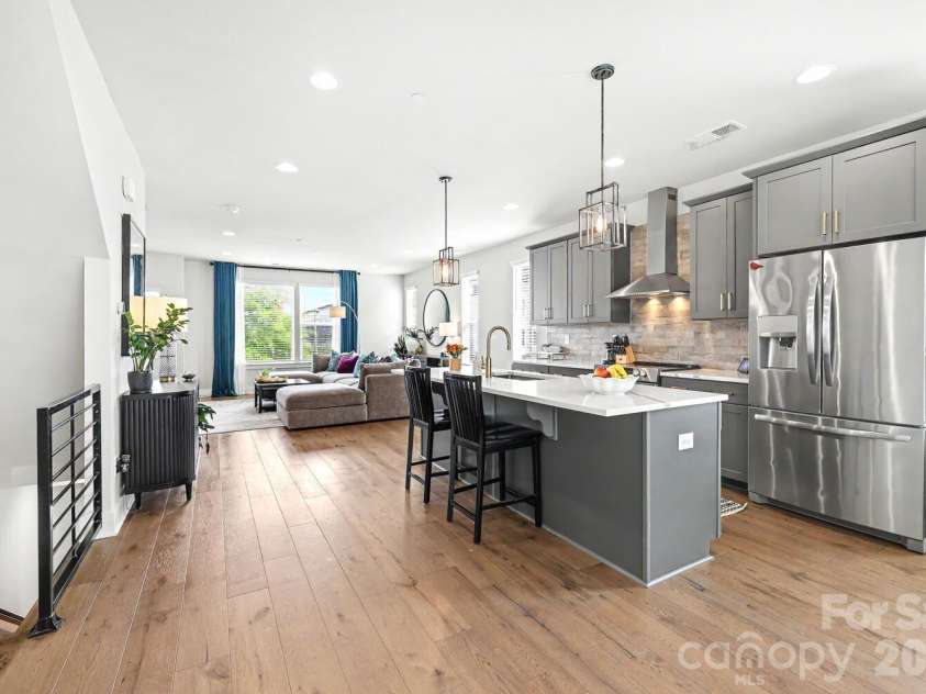 2032 Bryant Park Drive, Charlotte, NC 28208.  MLS# CAR4371419, YatesRealty ID 20630. 