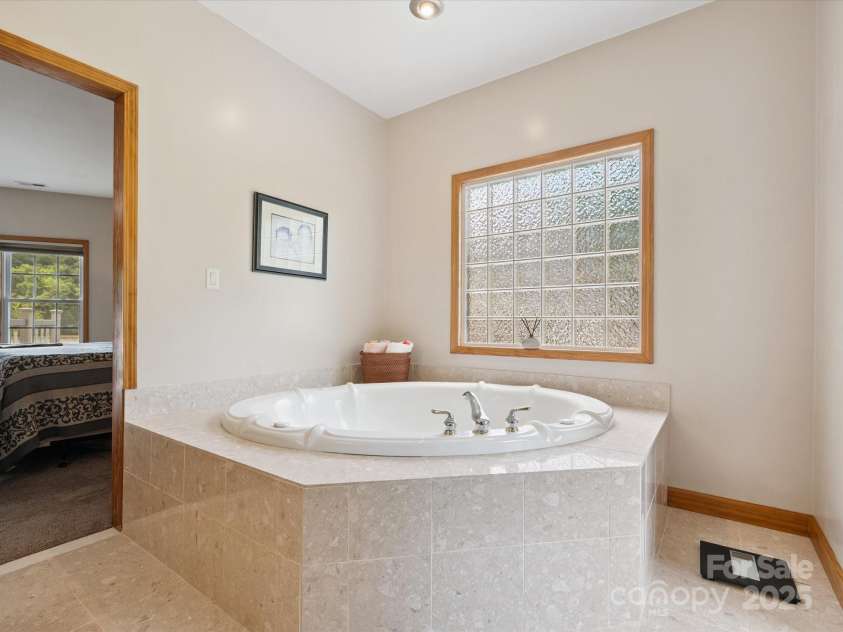 887 Living Waters Drive, Great Falls, SC 29055.  MLS# CAR4272910, YatesRealty ID 20631. 