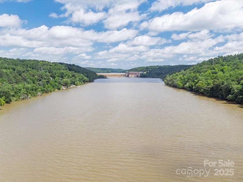 887 Living Waters Drive, Great Falls, SC 29055.  MLS# CAR4272910, YatesRealty ID 20631. 