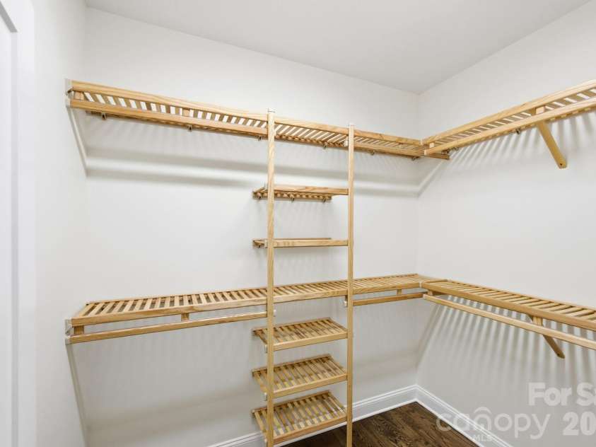 22 Deep Woods Road, Weaverville, NC 28787.  MLS# CAR4350536, YatesRealty ID 20632. Walk-in Primary Closet