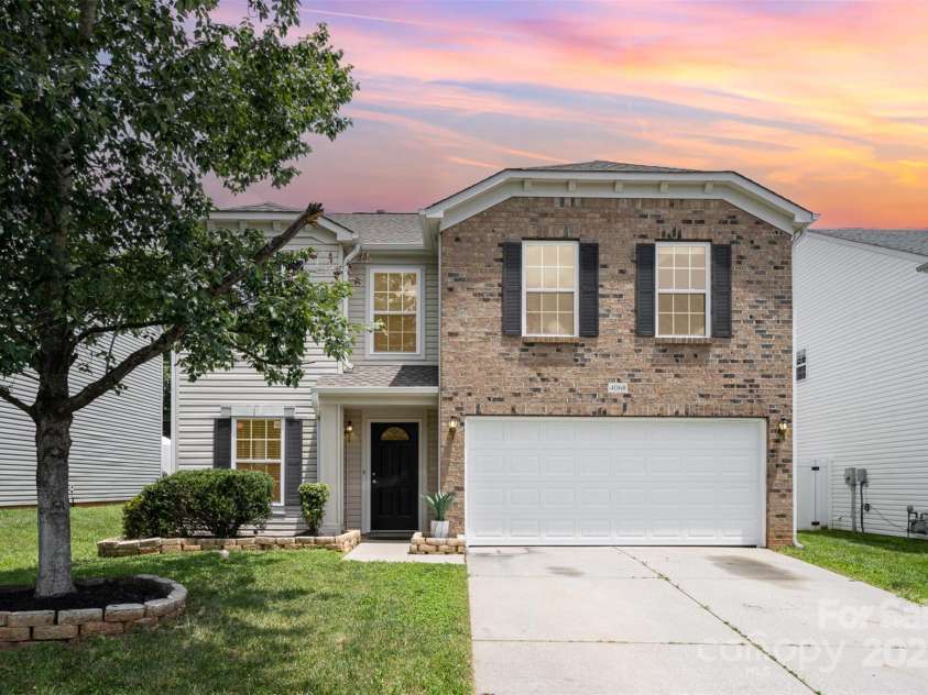 4068 Sherri Lane, Fort Mill, SC 29715.  MLS# CAR4271860, YatesRealty ID 20632. 