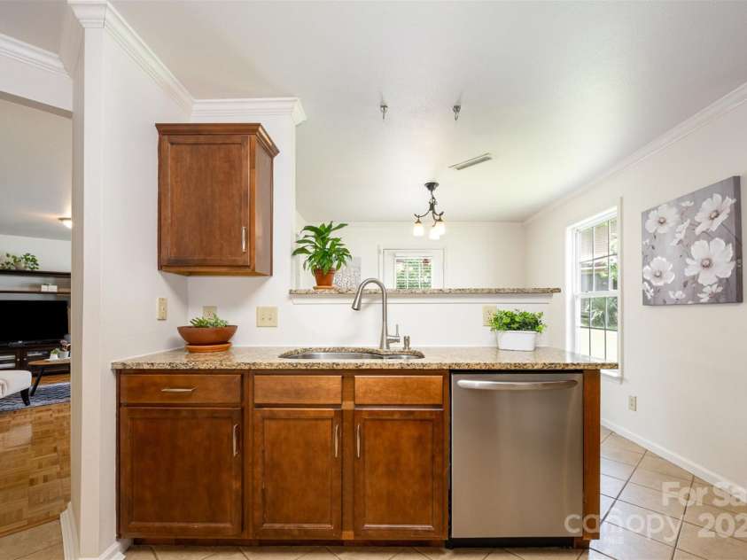 4068 Sherri Lane, Fort Mill, SC 29715.  MLS# CAR4271860, YatesRealty ID 20632. 