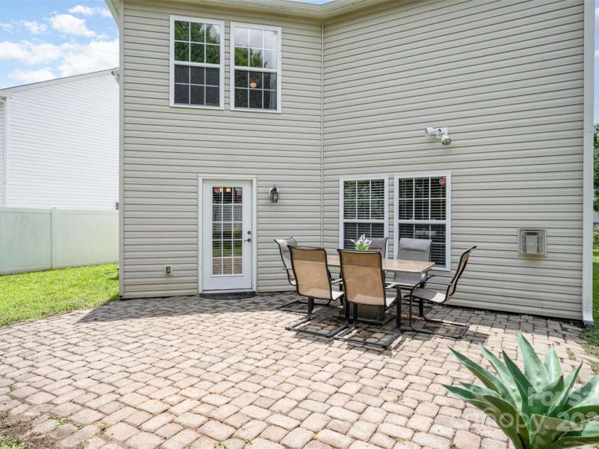 4068 Sherri Lane, Fort Mill, SC 29715.  MLS# CAR4271860, YatesRealty ID 20632. 