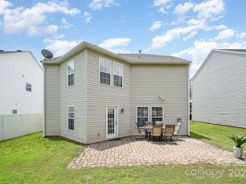 4068 Sherri Lane, Fort Mill, SC 29715.  MLS# CAR4271860, YatesRealty ID 20632. 