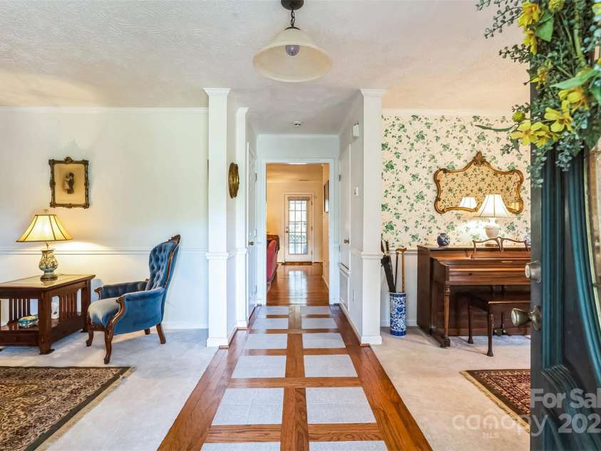 815 La Quinta Lane, Hope Mills, NC 28348.  MLS# CAR4271903, YatesRealty ID 20633. 