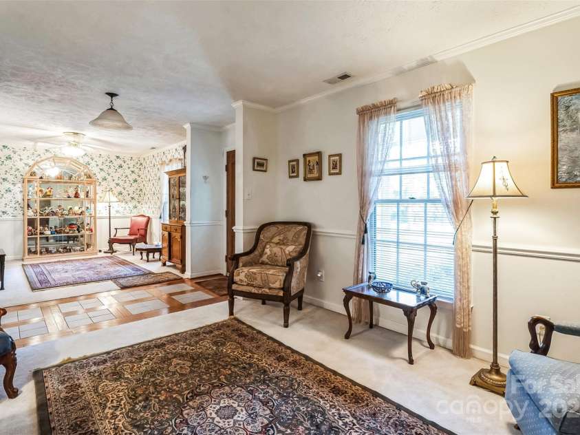 815 La Quinta Lane, Hope Mills, NC 28348.  MLS# CAR4271903, YatesRealty ID 20633. 