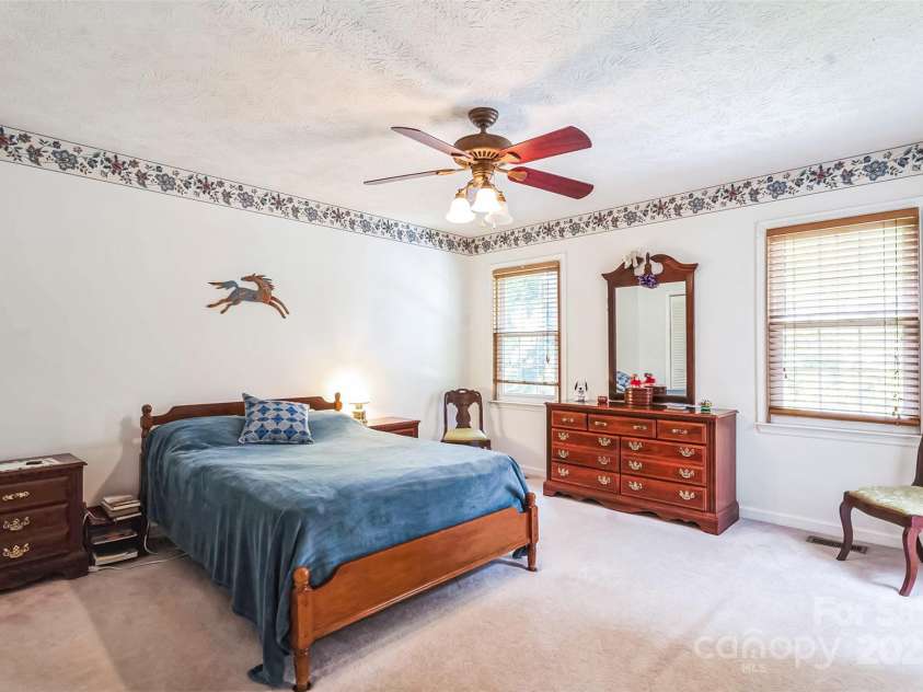 815 La Quinta Lane, Hope Mills, NC 28348.  MLS# CAR4271903, YatesRealty ID 20633. 