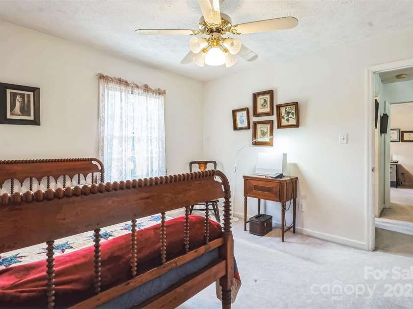 815 La Quinta Lane, Hope Mills, NC 28348.  MLS# CAR4271903, YatesRealty ID 20633. 