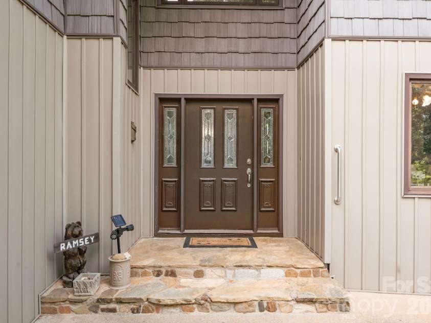 415 Reel Hollow Road, Marion, NC 28752.  MLS# CAR4380297, YatesRealty ID 20635. Entry Door