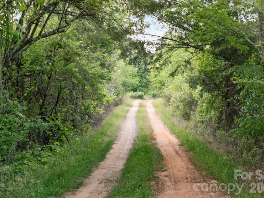 415 Reel Hollow Road, Marion, NC 28752.  MLS# CAR4380297, YatesRealty ID 20635. Mile Long Driveway