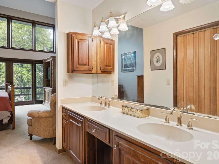 415 Reel Hollow Road, Marion, NC 28752.  MLS# CAR4380297, YatesRealty ID 20635. Owner's Suite Bathroom