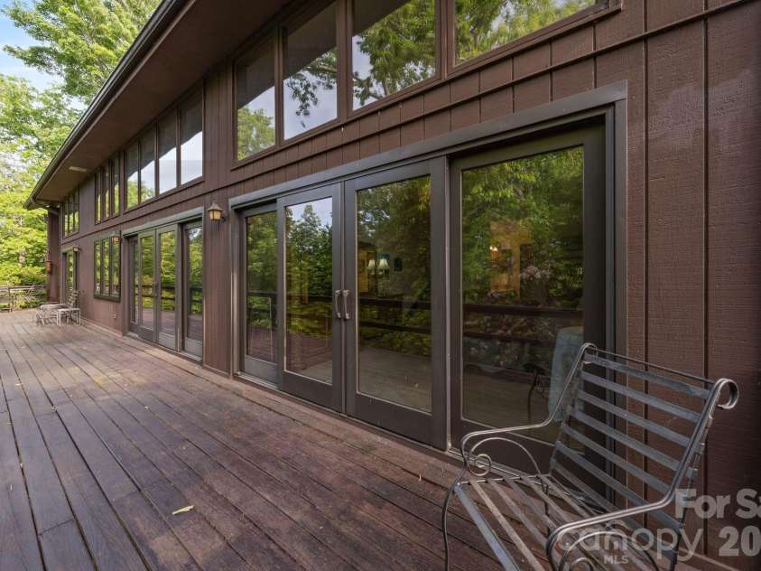 415 Reel Hollow Road, Marion, NC 28752.  MLS# CAR4380297, YatesRealty ID 20635. Rear Deck