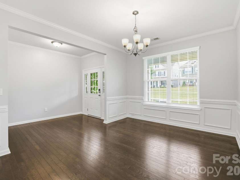 8123 Cornhill Avenue, Charlotte, NC 28277.  MLS# CAR4379608, YatesRealty ID 20636. 