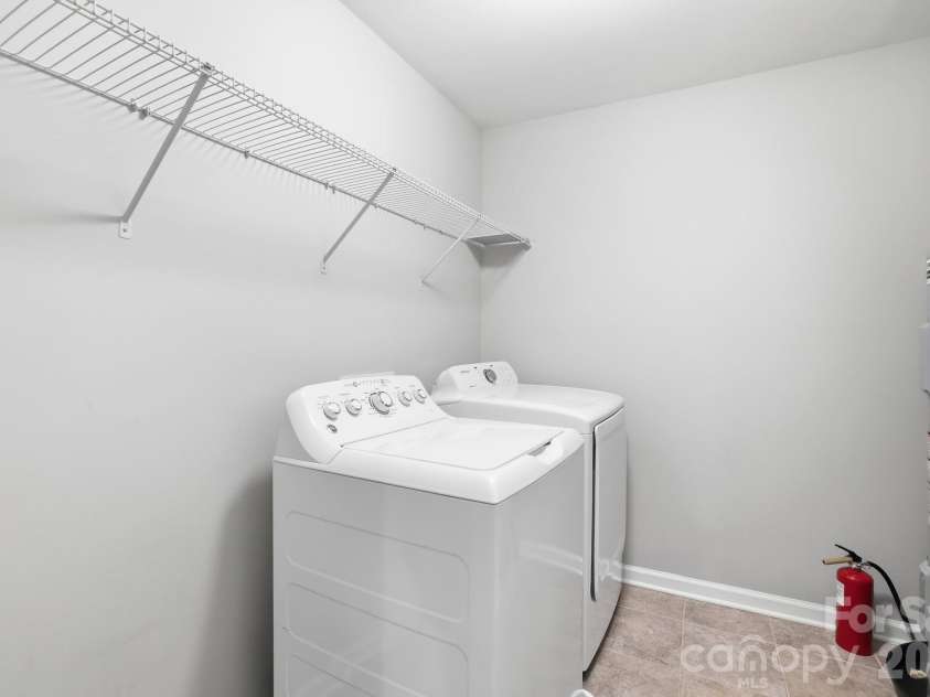 8123 Cornhill Avenue, Charlotte, NC 28277.  MLS# CAR4379608, YatesRealty ID 20636. 
