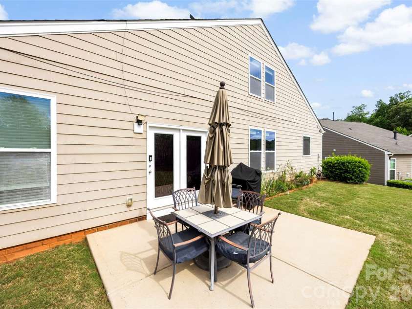 700 Wood Lily Drive, Belmont, NC 28012.  MLS# CAR4379824, YatesRealty ID 20637. 