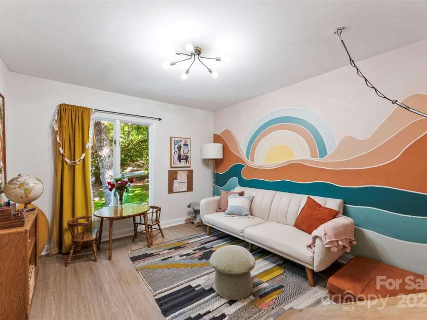 50 Honeysuckle Woods, Lake Wylie, SC 29710.  MLS# CAR4254838, YatesRealty ID 20638. Bedroom on main, currently being used as playroom