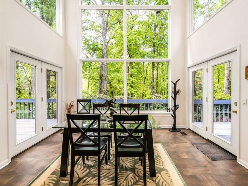 363 Rickel Drive, Hendersonville, NC 28739.  MLS# CAR4257305, YatesRealty ID 20639. 