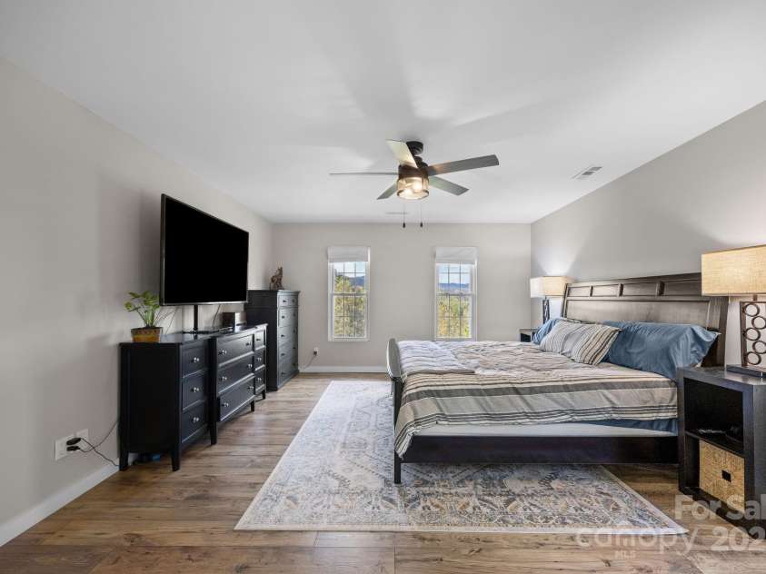 235 Petersburg View Drive, Marshall, NC 28753.  MLS# CAR4308735, YatesRealty ID 2064. Primary bedroom