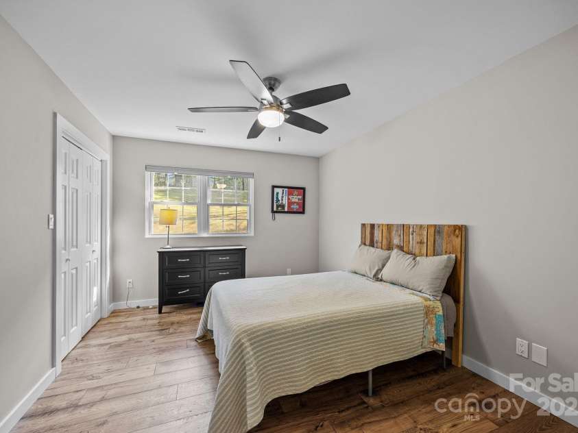 235 Petersburg View Drive, Marshall, NC 28753.  MLS# CAR4308735, YatesRealty ID 2064. Upstairs bedroom