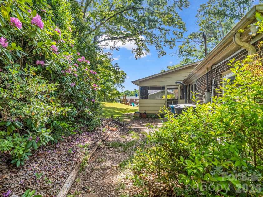 244 Windover Drive, Forest City, NC 28043.  MLS# CAR4379039, YatesRealty ID 20641. 