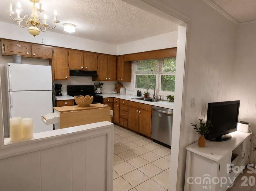244 Windover Drive, Forest City, NC 28043.  MLS# CAR4379039, YatesRealty ID 20641. 