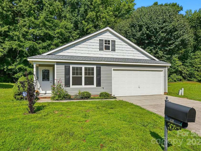 611 Annalinde Lane, Rock Hill, SC 29732.  MLS# CAR4268837, YatesRealty ID 20641. 