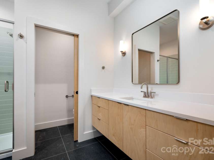 33 Windago Road, Weaverville, NC 28787.  MLS# CAR4268748, YatesRealty ID 20642. Full Bath Bedroom Adjacent