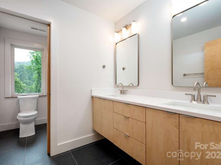 33 Windago Road, Weaverville, NC 28787.  MLS# CAR4268748, YatesRealty ID 20642. Full Bath On Second Level