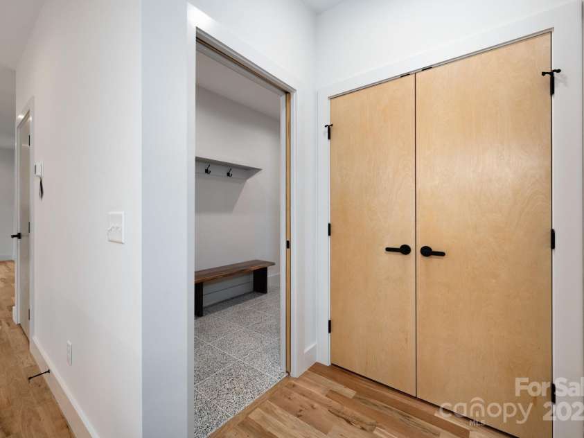 33 Windago Road, Weaverville, NC 28787.  MLS# CAR4268748, YatesRealty ID 20642. Pantry Closet and Mud Room