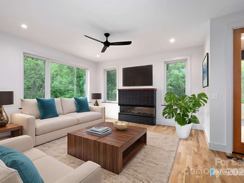 33 Windago Road, Weaverville, NC 28787.  MLS# CAR4268748, YatesRealty ID 20642. Spacious Two-Acre Lot