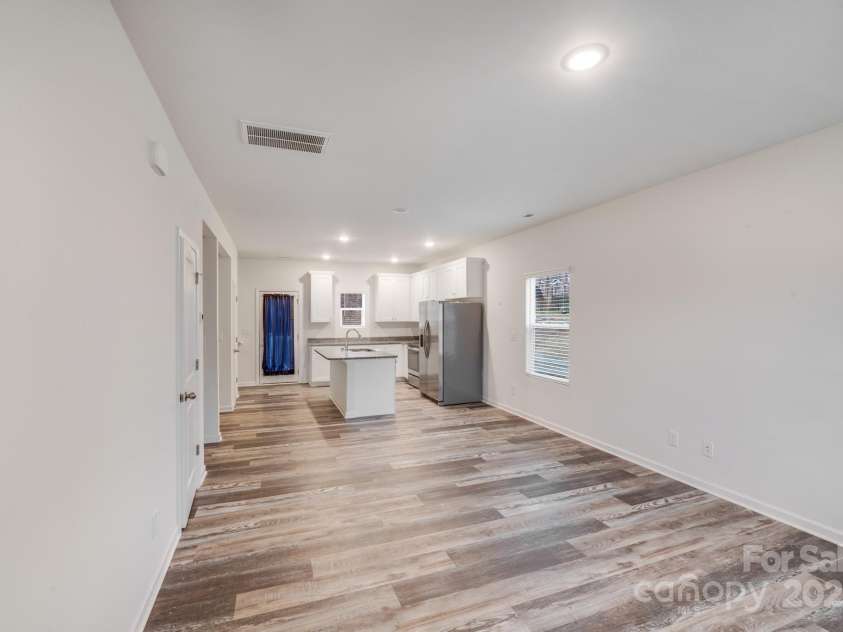 834 Flint Street, Lincolnton, NC 28092.  MLS# CAR4269378, YatesRealty ID 20643. 