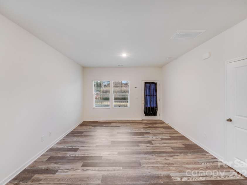 834 Flint Street, Lincolnton, NC 28092.  MLS# CAR4269378, YatesRealty ID 20643. 