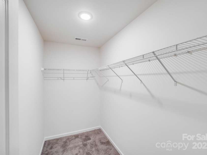 834 Flint Street, Lincolnton, NC 28092.  MLS# CAR4269378, YatesRealty ID 20643. 