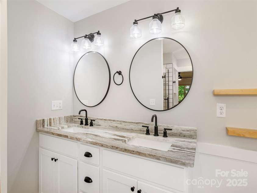 330 Balsam Road, Hendersonville, NC 28792.  MLS# CAR4261151, YatesRealty ID 20644. Double sinks in primary bath