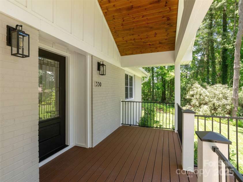 330 Balsam Road, Hendersonville, NC 28792.  MLS# CAR4261151, YatesRealty ID 20644. Front porch