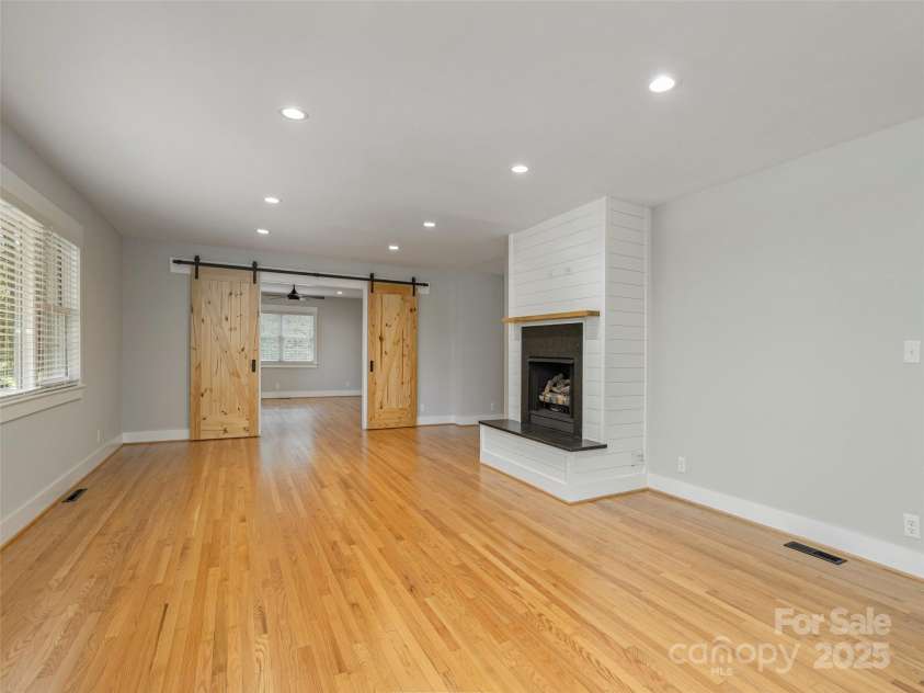 330 Balsam Road, Hendersonville, NC 28792.  MLS# CAR4261151, YatesRealty ID 20644. Living room
