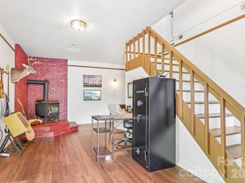 34 Lindsey Hill Lane, Zirconia, NC 28790.  MLS# CAR4376052, YatesRealty ID 20645. 