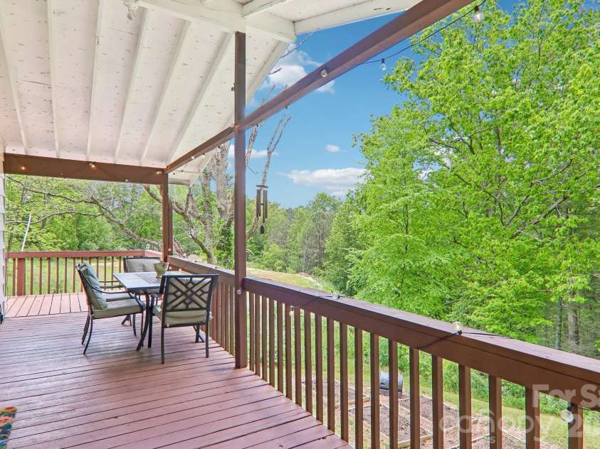 34 Lindsey Hill Lane, Zirconia, NC 28790.  MLS# CAR4376052, YatesRealty ID 20645. 