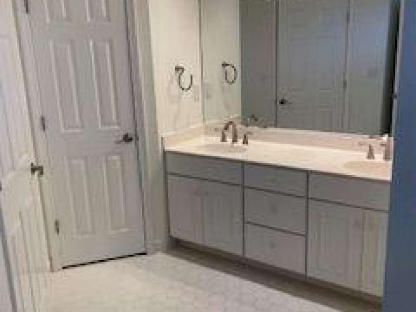 35 Sheffield Place, Brevard, NC 28712.  MLS# CAR4264832, YatesRealty ID 20646. 