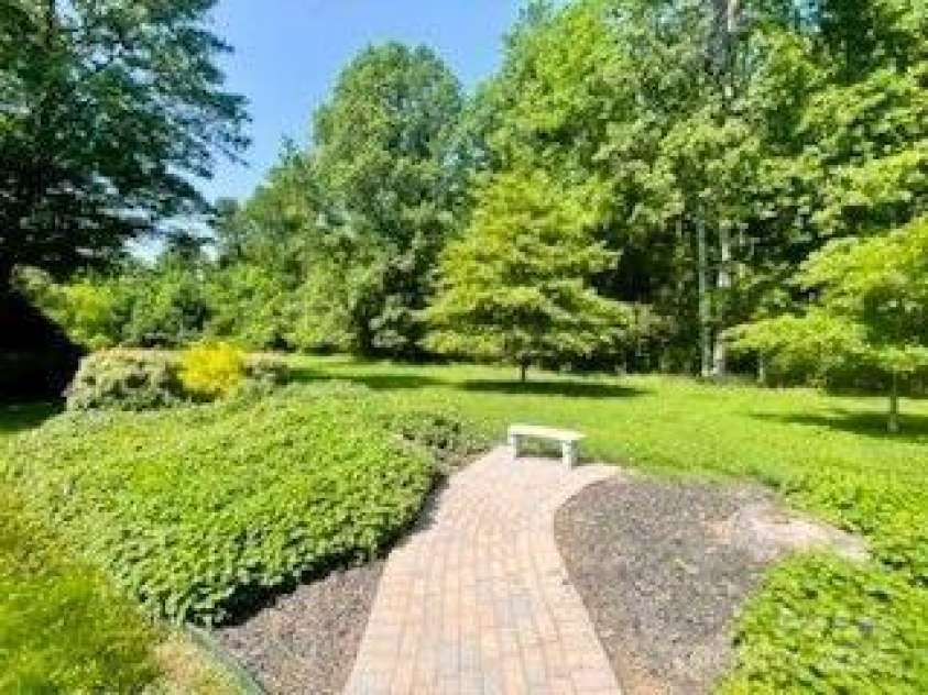 35 Sheffield Place, Brevard, NC 28712.  MLS# CAR4264832, YatesRealty ID 20646. 